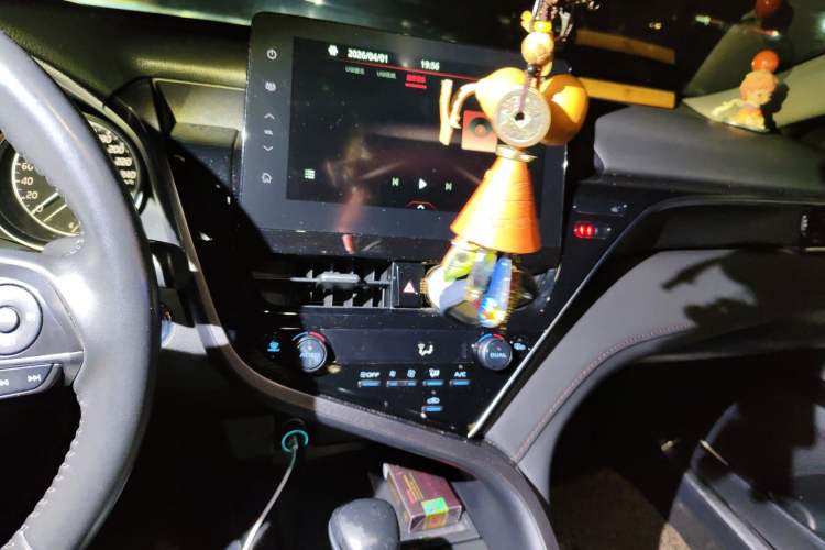 Used Toyota Camry 2021 2.0G Luxury Edition Audio And AC Panel