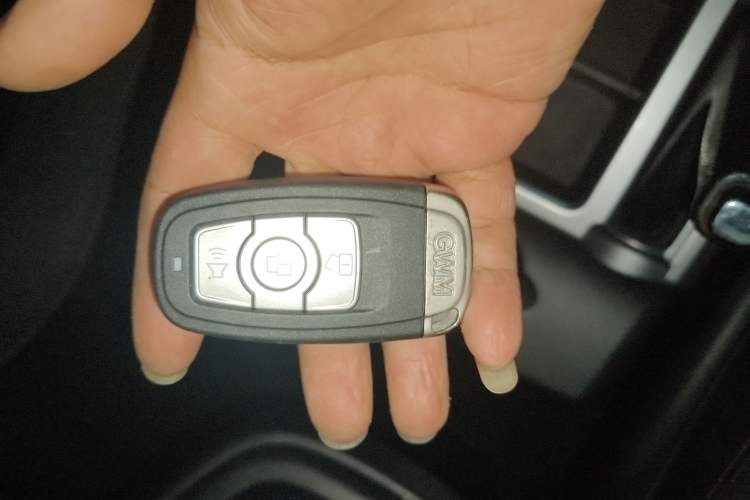 Used Haval H6 2016 Upgraded Model 1.5T Manual Two-Wheel Drive Elite Version Vehicle Key