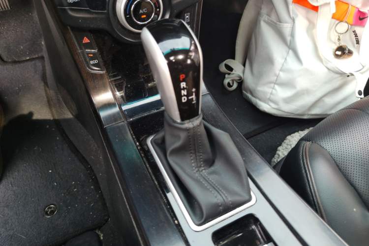 Used Luxgen 5 2015 1.8T Automatic ZhiZun Model
