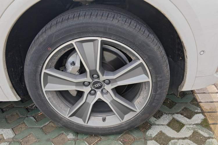 Used Audi Q5L Sportback 2022 40 TFSI Luxury Model
