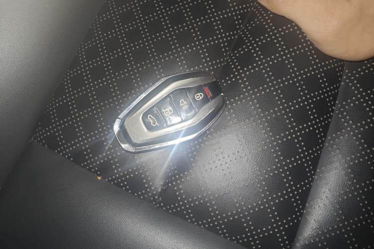 Used JETOUR X90 2020 1.5T Manual Shadow Joy Version 5 Seats
