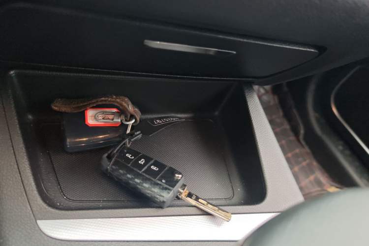 Used Soueast DX5 2019 1.5T CVT Luxury Model Vehicle Key