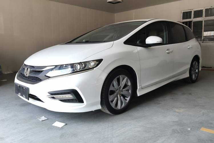Used Honda Jade 2017 1.8L automatic Comfort version 5 seats