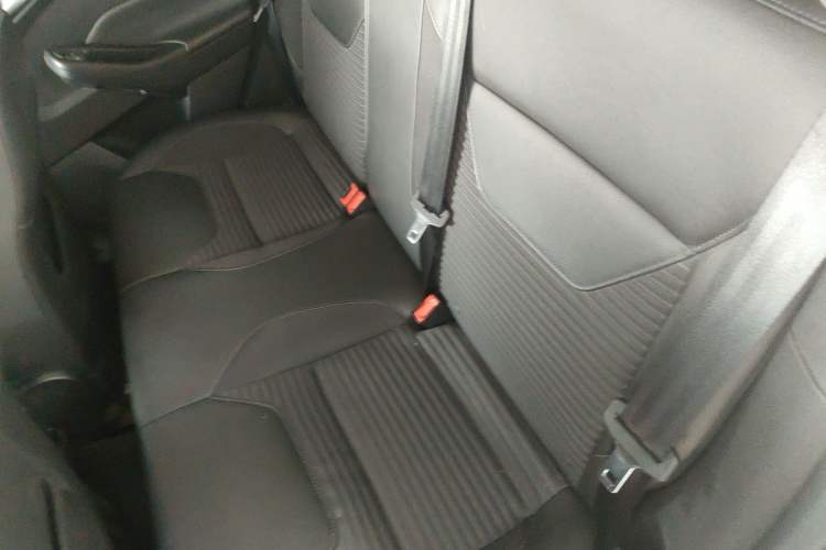 Used Ford Focus 2017 Hatchback 1.6L Automatic Fashion Edition Smart Drive Version
