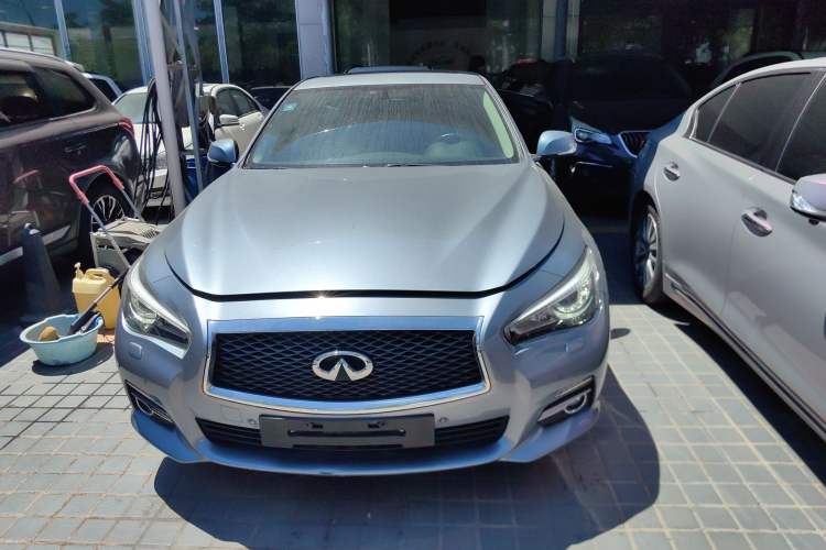 Used Infiniti Q50 2014 2.0T Luxury Edition