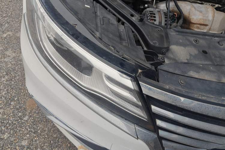 Used Roewe i6 2019 PLUS 1.6L CVT 4G Connected Luxury Deluxe Edition
