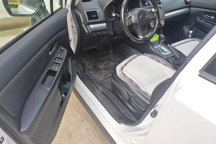 Used Subaru XV 2014 2.0i Comfort Edition
