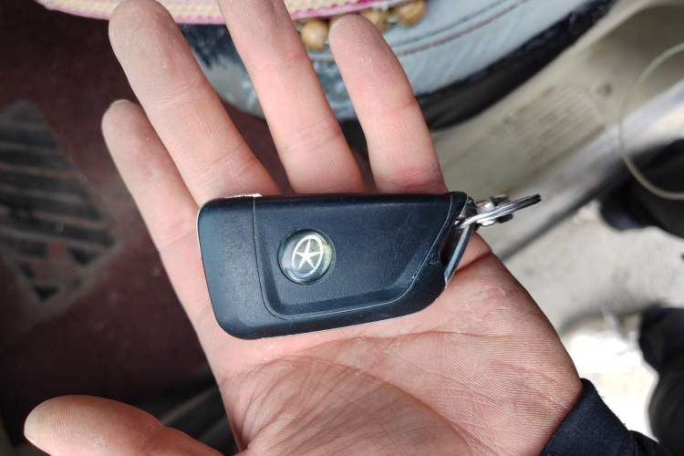 Used JAC Group Refine 2011 2.4L Government Procurement Version Manual Luxury Trim