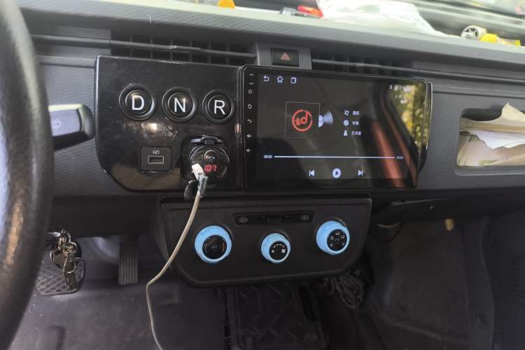 Used Farizon Xingxiang V 2023 V6E Guoxuan Hi-Tech 38.7 kWh Value Edition Audio And AC Panel