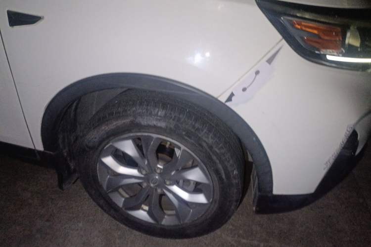 Used GAC Trumpchi GS3 2017 150N Automatic Elite Edition Right Front Wheel Hub