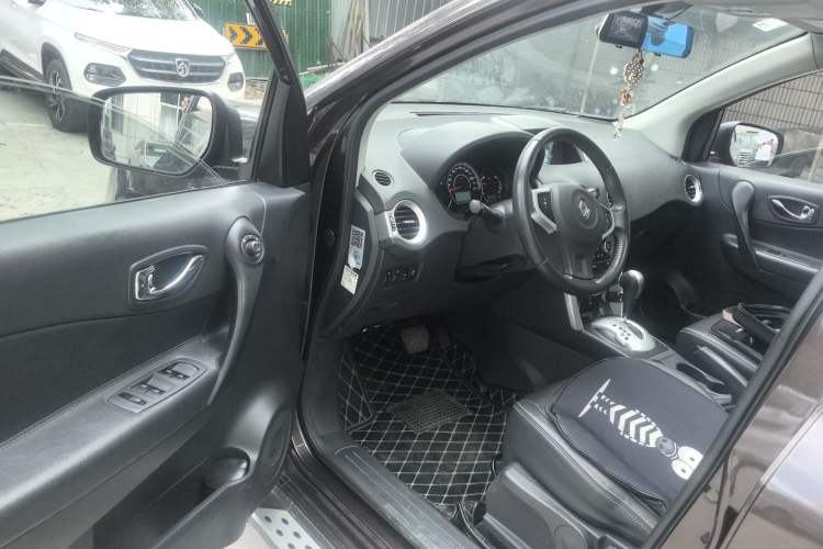 Used Renault Koleos 2014 Revised Version 2.0L Two-Wheel Drive Smart Enjoyment Edition