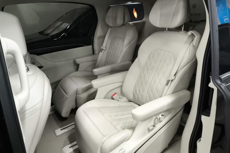 Used Buick GL8 2020 Avenir Avia Six-Seat Deluxe Edition