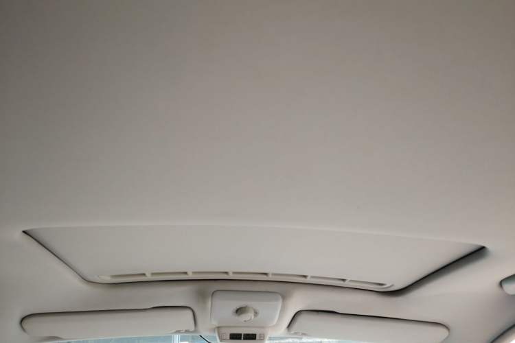 Used Volkswagen Beetle 2010 1.8T BlackOrange Luxury Edition
