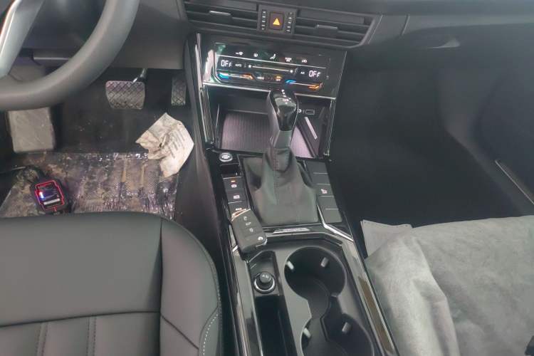 Used Volkswagen Passat New Energy 2025 430 PHEV Hybrid Business Edition
