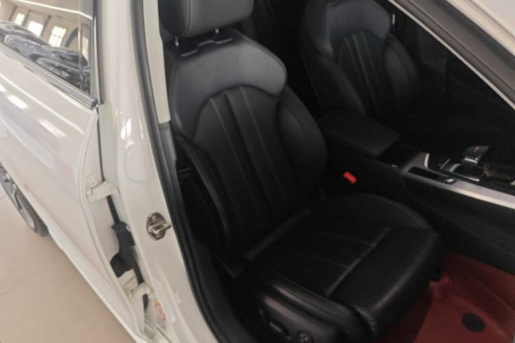 Used Audi A4L 2020 40 TFSI Luxury Dynamic Model
