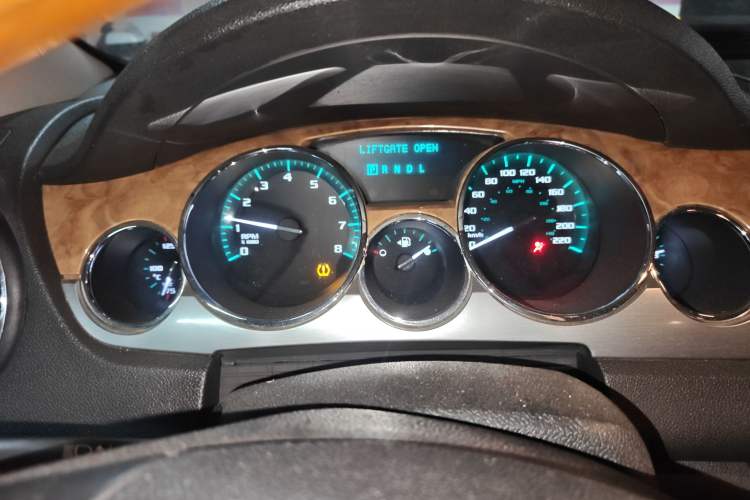 Used Buick Enclave 2010 3.6L Flagship Edition