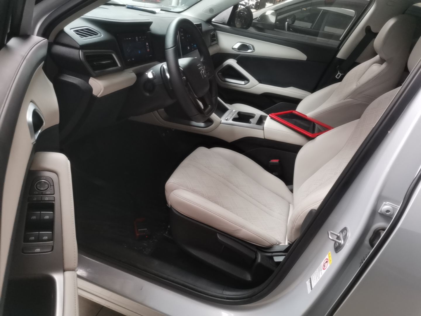BYD Yuan UP 2025 Intelligent Driving Version 401 KM Dynamic Edition — снимка 18