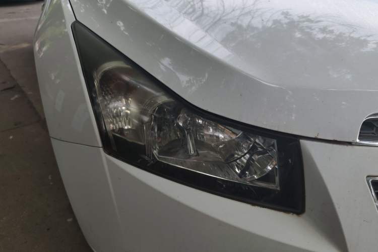 Used Chevrolet Cruze 2013 1.8L SE AT Right Front Headlight
