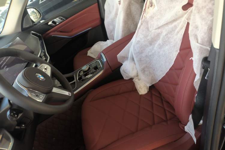 Used BMW X5 2025 Model, xDrive 30Li Prestige M Sport Night Package