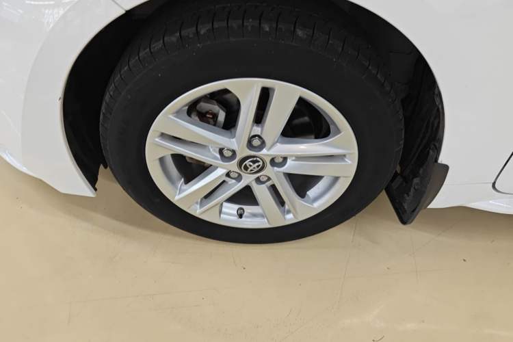 Used Toyota Levin 2022 Facelift TNGA 1.5L CVT Progressive Edition Left Front Wheel Hub