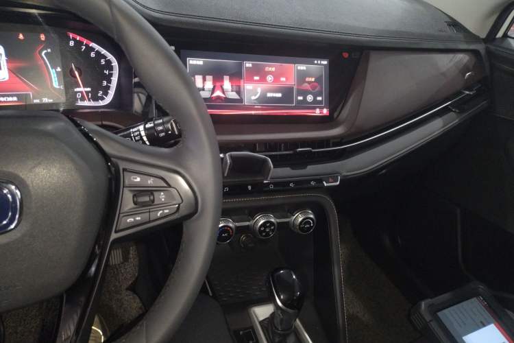 Used Changan CS15 2019 1.5L Automatic Flagship Version China VI Standard