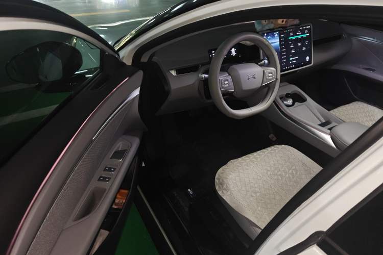 Used XPeng MONA M03 2025 600 with Ultra-Long Range Max