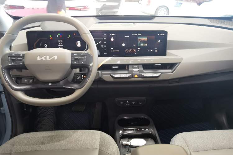 Used Kia EV5 2024 530 Land Center Console