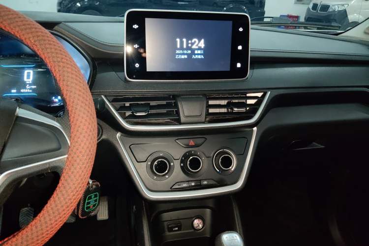 Used Wuling Hongguang S3 2019 1.5L Manual Comfort Model China VI Standard