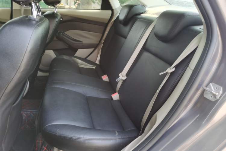 Used Ford Focus 2012 Sedan 1.6L Automatic Comfort Model