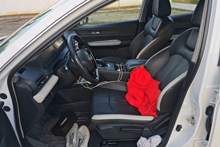 Used Dongfeng Aeolus E70  Left Front Seat