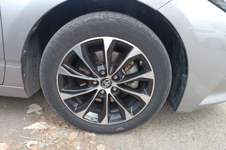 Used Toyota Avalon 2022 Dual-Engine 2.5L Luxury Edition