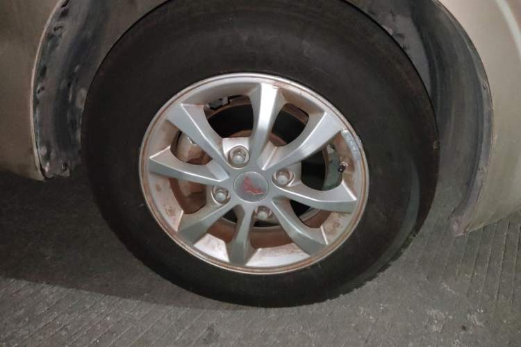 Used Wuling Hongguang V 2019 1.5L Enjoyment Version China VI LAR