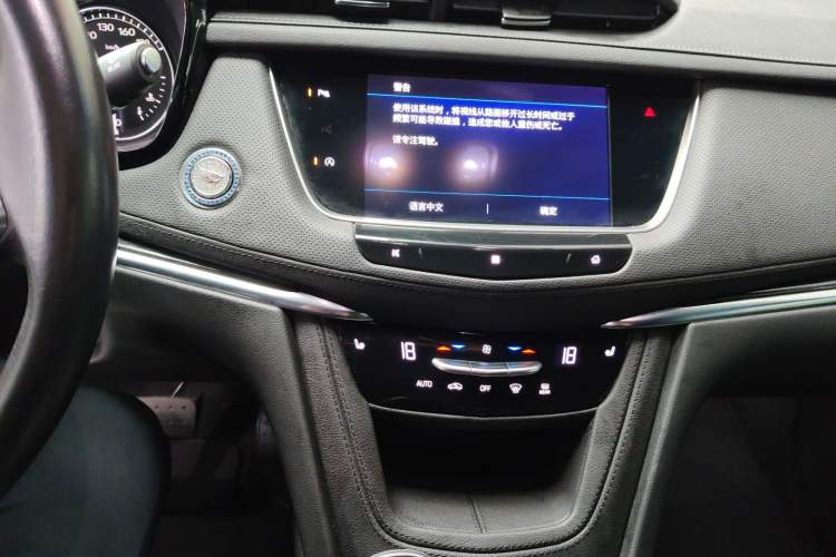 Used Cadillac XT5 2020 Revised Version 28T Luxury Edition Audio And AC Panel