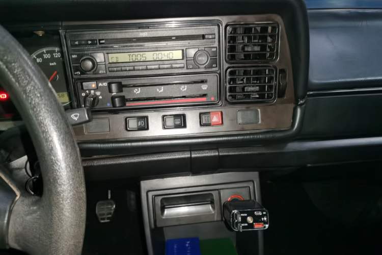 Used Volkswagen Santana Classic 2007 1.8L Jingchang Model