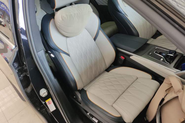 Used BYD Tang New Energy 2024 DM-p Champion Edition 215 km All-Wheel-Drive Flagship Model Right Front Seat