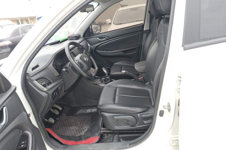 Used Land X2 2017 1.6L Manual Sharp Edition
