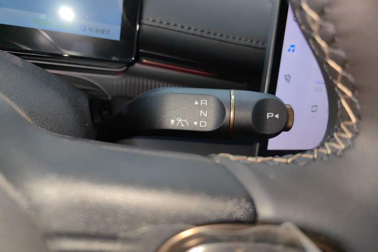 Used Baojun Enjoy 2025 Plug-in Hybrid 140km Luxury Edition
