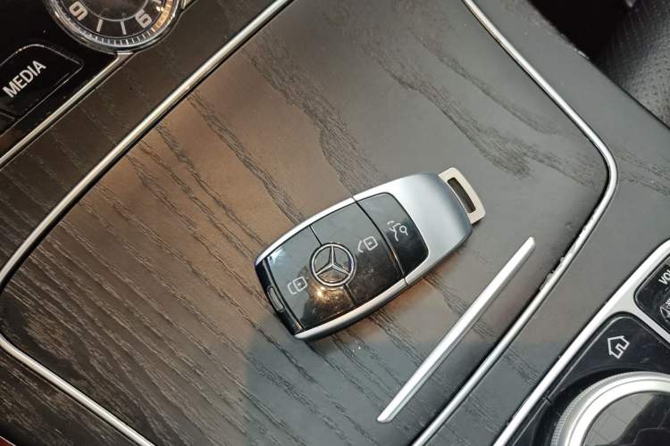 Used Mercedes-Benz E-Class 2018 Facelift E 200 L Sport Edition