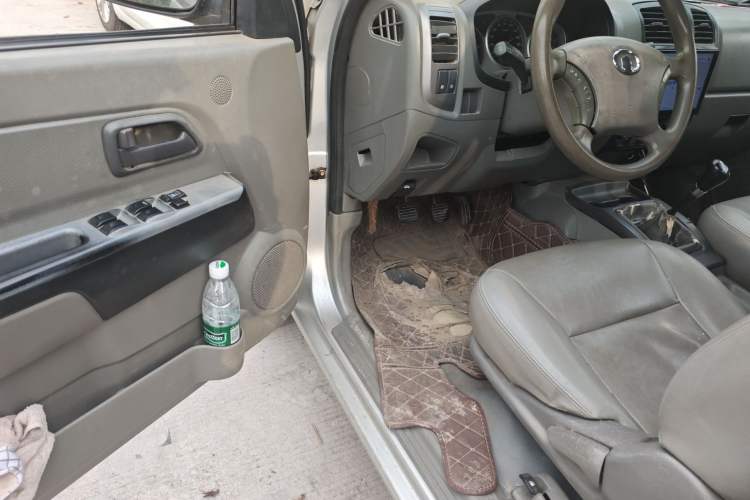 Used Great Wall Wingle 5 2014 2.8T Entry-Level Big Double-Cab GW2.8TC
