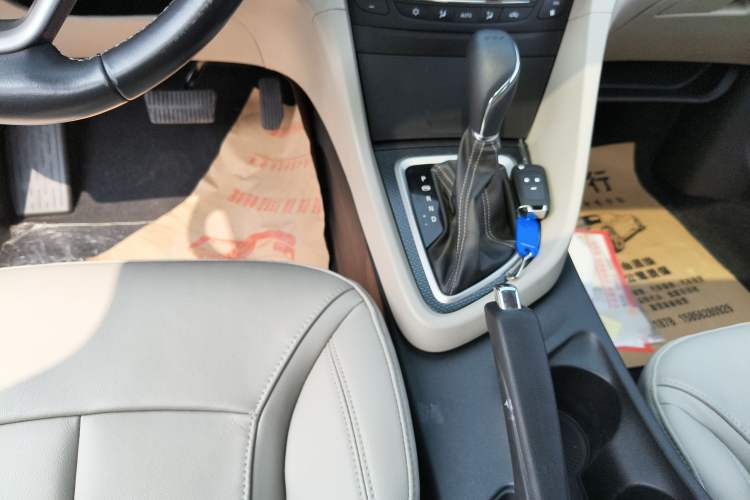 Used Buick GT 2019 15T Dual-Clutch Connected Elite Model China VI Gear Lever