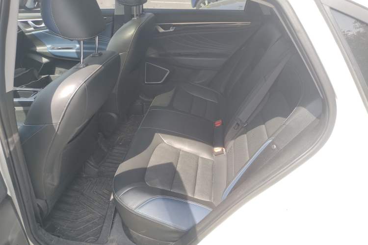 Used Geely Auto Emgrand GL 2021 UP 1.4T CVT Luxury Edition