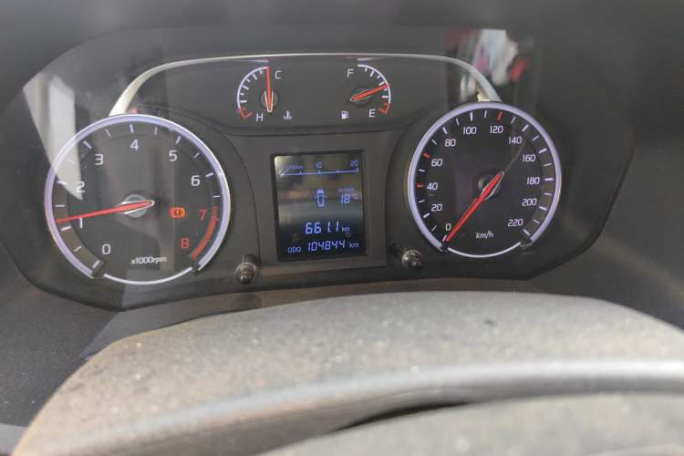 Used Land X2 2017 1.6L Manual Jingrui Edition Odometer Close Up