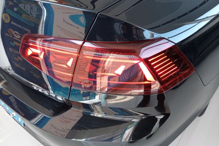 Used Volkswagen Magotan 2023 2 Million Units Commemorative Edition 330TSI DSG Luxury Version