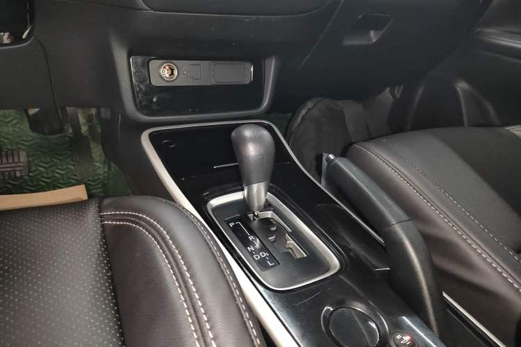 Used Mitsubishi Outlander 2021 2.0L Two-Wheel Drive Comfort Edition 5 Seats