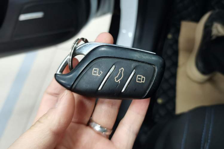 Used Roewe RX5 2020 PLUS 300TGI Automatic Ali New Year Special Edition