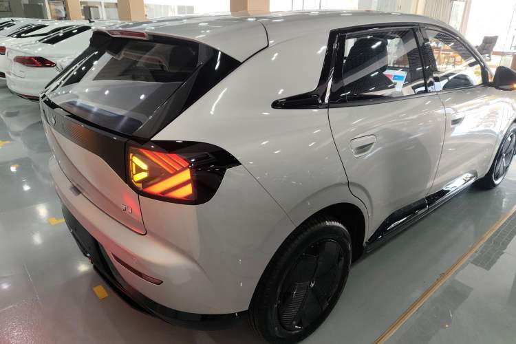 Used ARCFOX T1 2025 Model 425 PRO