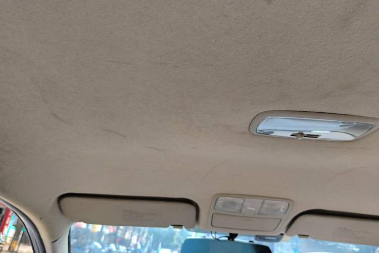 Used Hyundai Celesta 2011 1.6L Manual Comfort Edition Headliner