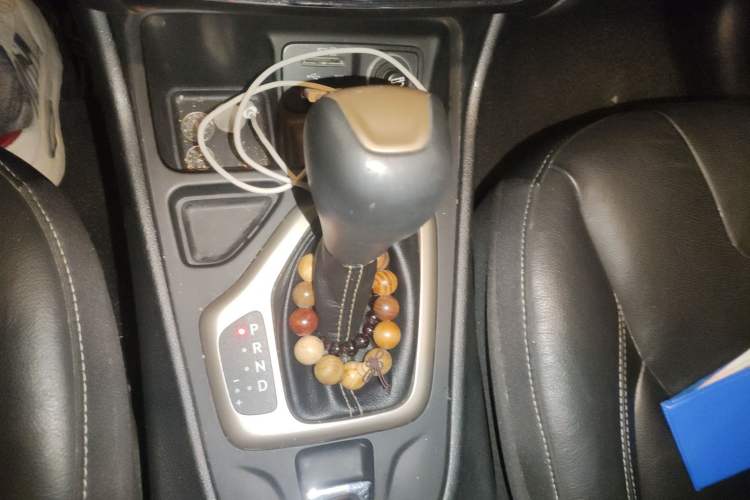 Used Jeep Cherokee 2017 2.0L Superior Edition
