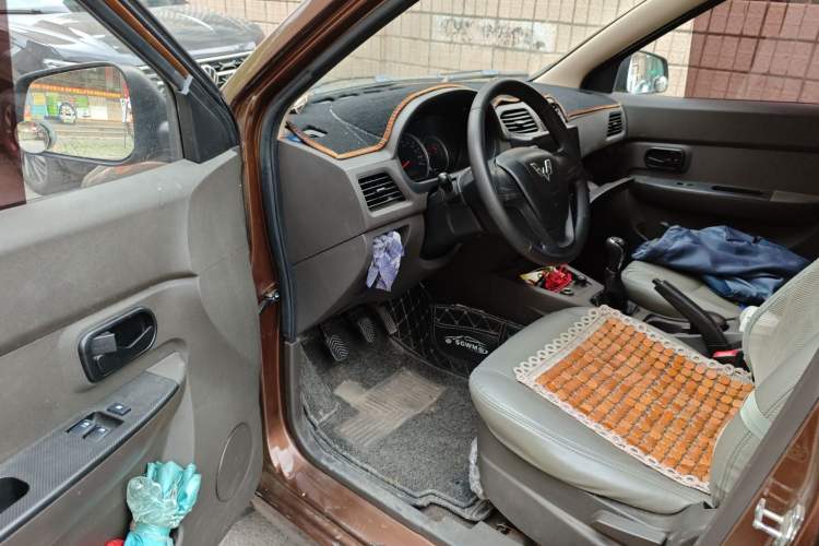 Used Wuling Hongguang 2018 1.5L Classic S Base Model
