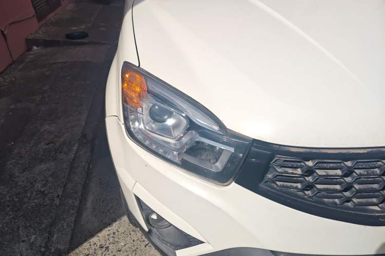 Used SsangYong Korando 2014 2.0L Gasoline Two-Wheel Drive Automatic Elite Navigation Edition